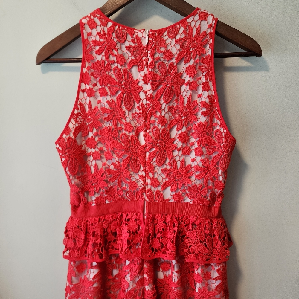 Si-jay Peplum Lace Sheath Cocktail Dress in Blood Orange - Picture 4 of 6